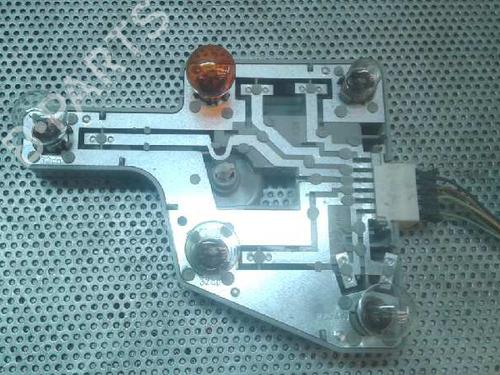 Used Lamp holder MERCEDES-BENZ C-CLASS (W202) C 230 Kompressor (202.024) (193 hp) 14033777