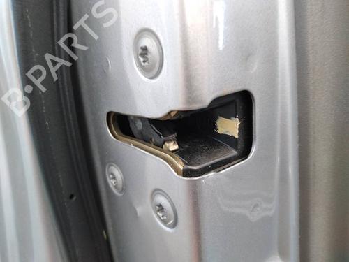 Used Front left lock NISSAN X-TRAIL I (T30) [2001-2013]  11681493