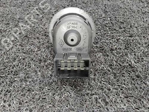 Mirror switch RENAULT MEGANE II Estate (KM0/1_) 1.9 dCi | BP6827903I25 