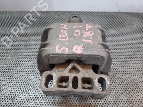 Used Engine mount Engine mount 10244895 10244895