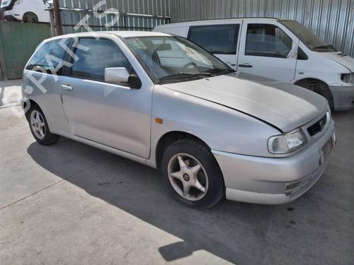 Right headlight SEAT IBIZA II (6K1) 1.8 i | BP9455805C29 