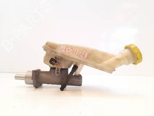 Used Brake master cylinder CITROËN C2 (JM_) 1.1 (60 hp) 1594992