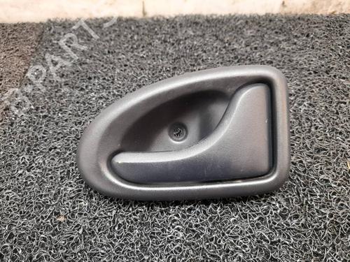Used Front right interior door handle Front right interior door handle 6905239 6905239