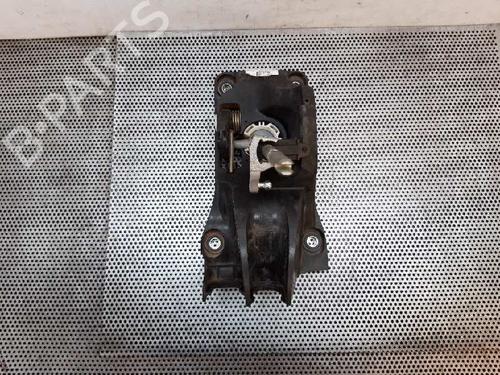 Used Gear lever Gear lever MERCEDES-BENZ GLA-CLASS (X156) GLA 180 (156.942) (122 hp) 7408548 7408548