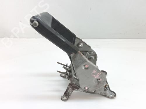 Used Hand brake Hand brake RENAULT MEGANE II (BM0/1_, CM0/1_) 1.4 16V (BM0B, CM0B) (98 hp) 33677412 33677412