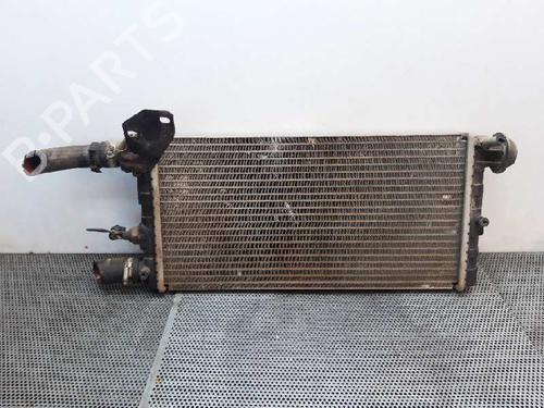 Used Water radiator Water radiator 4664342 4664342