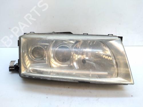 Right headlight SKODA OCTAVIA I (1U2) 1.9 TDI | BP12569700C29 