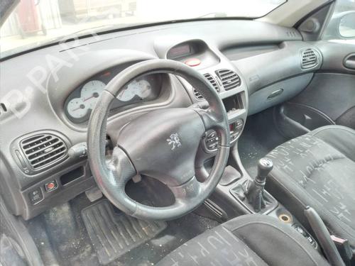Fuse box PEUGEOT 206 Hatchback (2A/C) 2.0 HDI 90 | BP10181526E1 