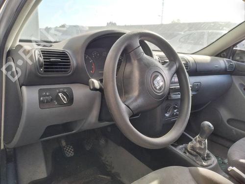 Radio SEAT LEON (1M1) | BP13122397E6 - Image 9