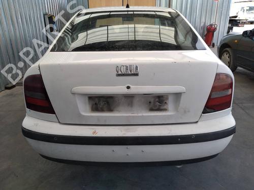 Left headlight SKODA OCTAVIA I (1U2) 1.9 TDI | BP8111407C28 
