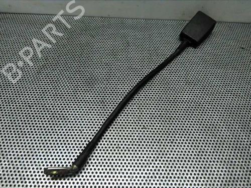 Engache cinturón Engache cinturón MERCEDES-BENZ MB Van (W631) 2.4 D (76 hp) 14033971 14033971