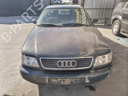 BP11853047C33 | Right front indicator AUDI A6 C4 (4A2) 2.5 TDI BP11853047C33