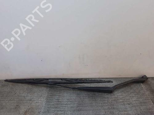 Used Front windshield wiper arm TOYOTA RAV 4 II (_A2_) 1.8 (ZCA25_, ZCA26_, ZCA25W, ZCA26W) (125 hp) 3649446