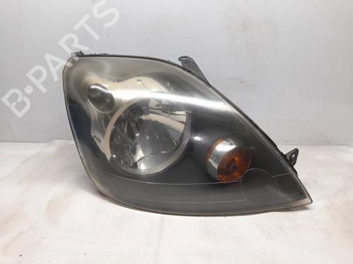 Used Right headlight FORD FIESTA V (JH_, JD_) 1.4 TDCi (68 hp) 30096149