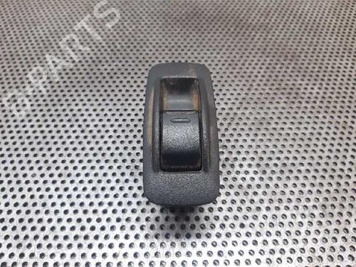 Used Right rear window switch Right rear window switch TOYOTA RAV 4 II (_A2_) 1.8 (ZCA25_, ZCA26_, ZCA25W, ZCA26W) (125 hp) 3018311 3018311