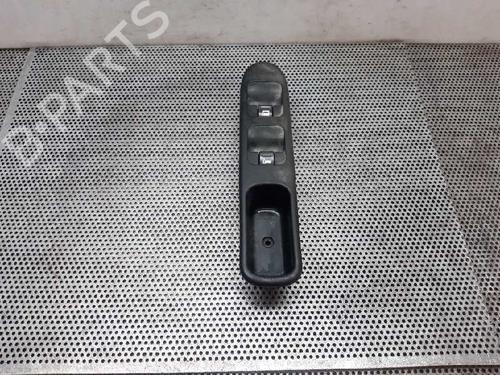 Used Left front window switch Left front window switch PEUGEOT 307 (3A/C) [2000-2012] 4976791 4976791