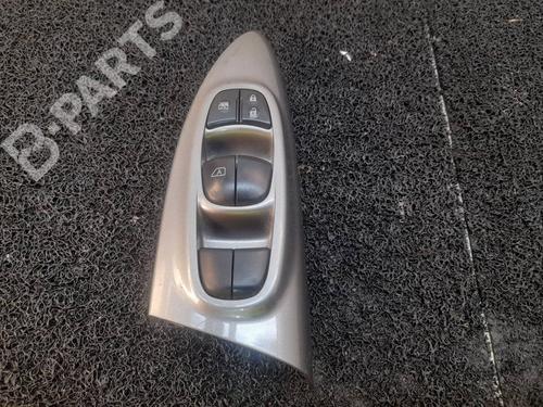 Used Left front window switch Left front window switch NISSAN JUKE (F15) 1.5 dCi (110 hp) 8880684 8880684