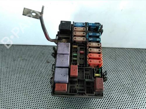 Used Fuse box Fuse box 593772 593772