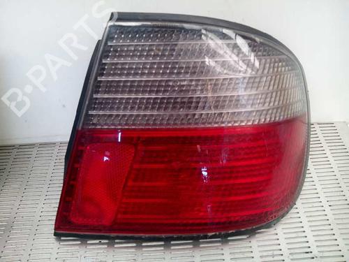 Used Right taillight NISSAN PRIMERA (P11) 1.6 16V (99 hp) 130711