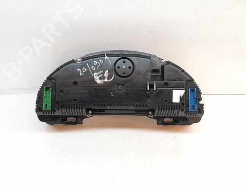Used Instrument cluster AUDI A4 B7 (8EC) 3.0 TDI quattro (204 hp) 28581724