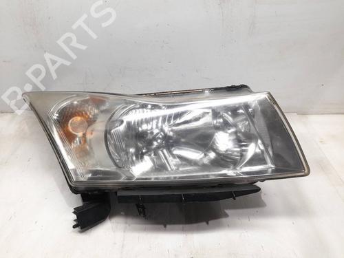 Used Right headlight CHEVROLET CRUZE (J300) 1.6 (124 hp) 30440139