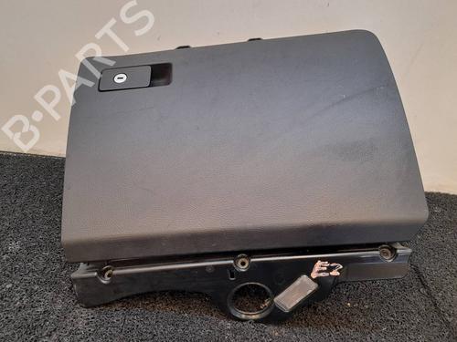 Used Glove box VW PASSAT B6 (3C2) 2.0 TDI (140 hp) 10165322