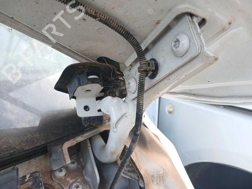 Used Hinge/Door check strap Hinge/Door check strap 36882385 36882385