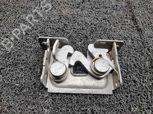 Used Hood lock BMW 3 (E90) 320 d (163 hp) 8768284