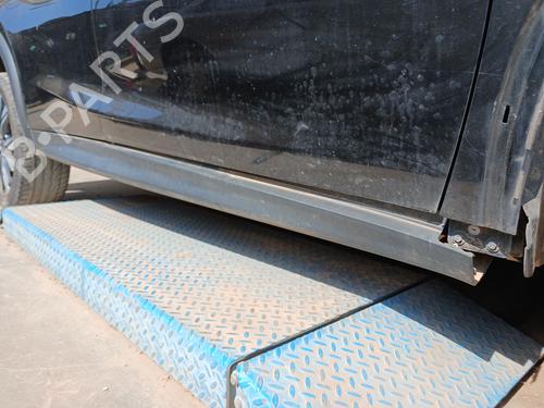 Used Step Step INFINITI QX30 [2016-2026] 36695242 36695242