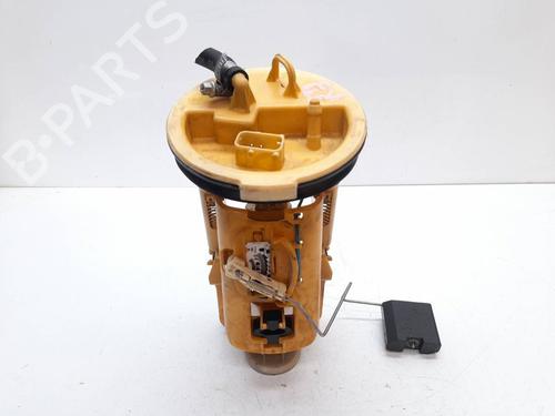 Used Fuel pump BMW 3 (E46) 320 d (136 hp) 15879751