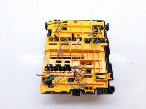 Fuse box PEUGEOT 208 I (CA_, CC_) 1.2 VTI 82 | BP15840878E1 