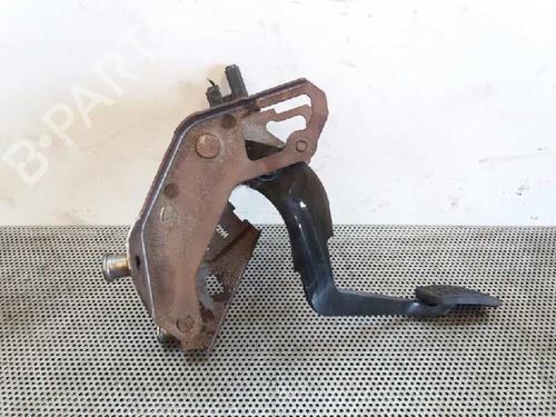 Clutch pedal FORD FIESTA VI (CB1, CCN)  | BP8767799I13 