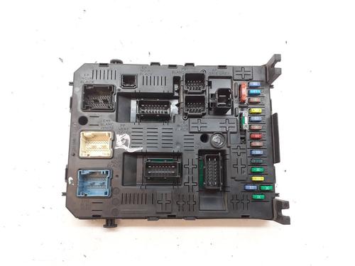 Used Fuse box CITROËN C4 I (LC_) [2004-2014]  10697153