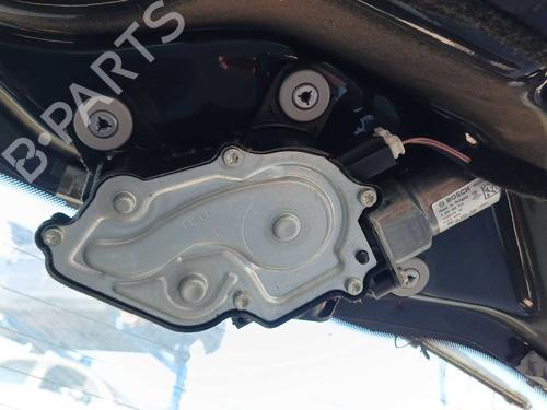Used Rear wiper motor Rear wiper motor SMART FORFOUR Hatchback (453) 1.0 (453.042, 453.043) (71 hp) 40072288 40072288