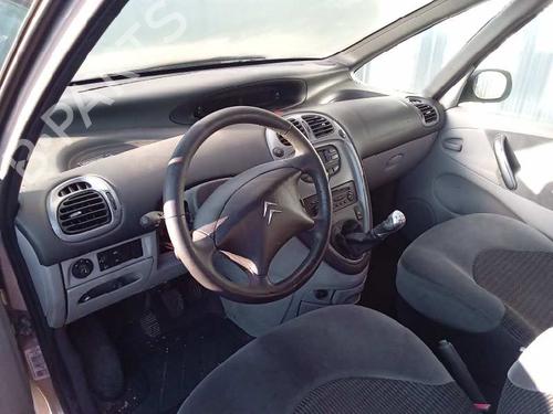 Left headlight CITROËN XSARA PICASSO (N68) 1.6 HDi | BP6835075C28 