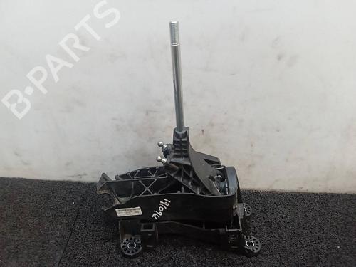 Used Gear lever Gear lever 7435439 7435439