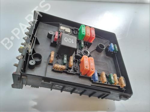 Used Fuse box Fuse box 11631736 11631736