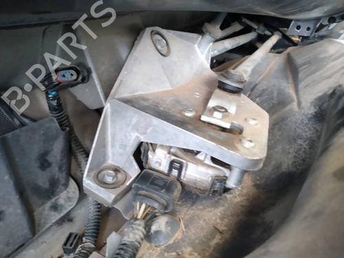 Used Front wiper motor FORD KUGA I [2008-2012]  15905527