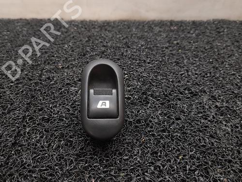 Used Right front window switch Right front window switch PEUGEOT 1007 (KM_) [2005-2026] 10773654 10773654