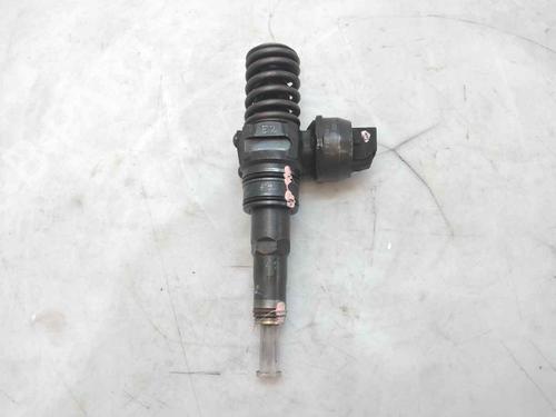 Used Injector VW TOUAREG (7LA, 7L6, 7L7) 2.5 R5 TDI (174 hp) 22713947