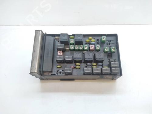 Used Fuse box Fuse box 13711650 13711650