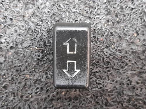 Right front window switch RENAULT 18 (134_) 1.6 (1341) BP7224094I26