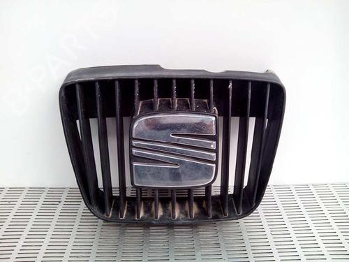 Gitter für SEAT IBIZA II (6K1) 1.4 (60 hp) 32496518