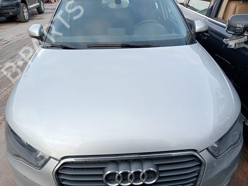 Motorhjelm AUDI A1 (8X1, 8XK) 1.6 TDI (90 hp) 31188066