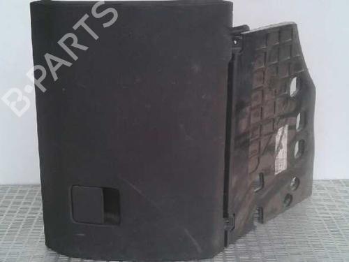 Used Glove box Glove box 590749 590749