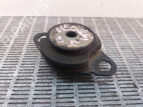 Support RENAULT CLIO II (BB_, CB_) 1.5 dCi (57 hp) 14033109