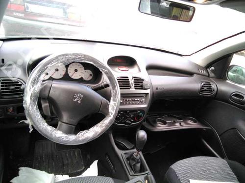 Left mirror PEUGEOT 206 Hatchback (2A/C) 1.4 HDi eco 70 | BP2544058C26 