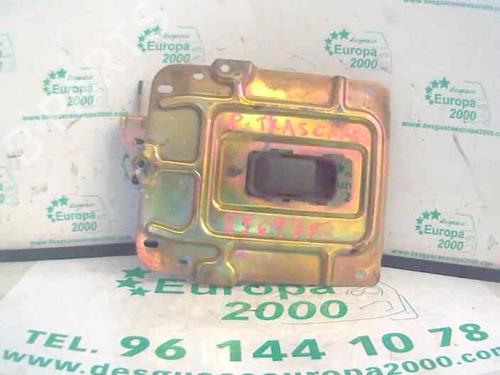 Used Interior handle Interior handle FORD FIESTA Box Body/MPV (F3L, F5L) 1.8 D (60 hp) 14047333 14047333