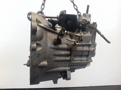 Used Gearbox VOLVO S40 II (544) 2.0 D (136 hp) 4435922