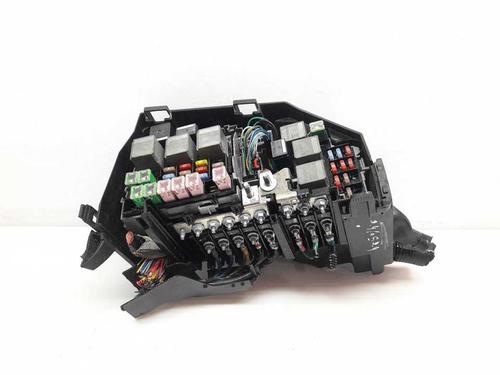 Used Fuse box Fuse box 28581757 28581757